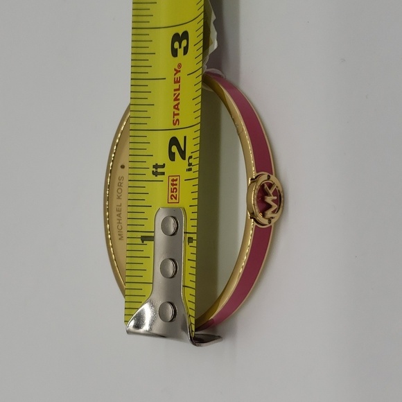 1191- MICHAEL Michael Kors Haute Gold Enamel Fuchia Color Bangle Bracelet NWT - Picture 5 of 8
